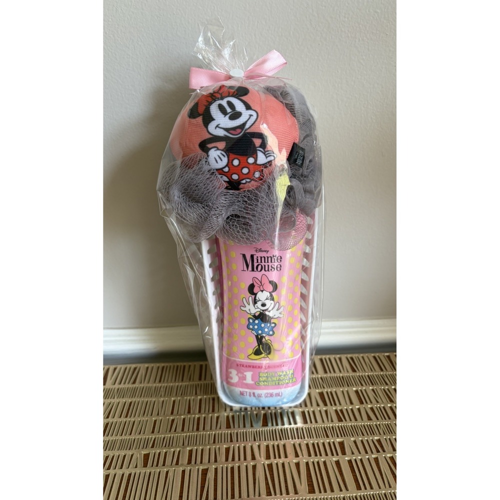 Minnie Mouse 3-1 Body Wash Shampoo And Conditioner With Loofah 2-Piece Gift Set